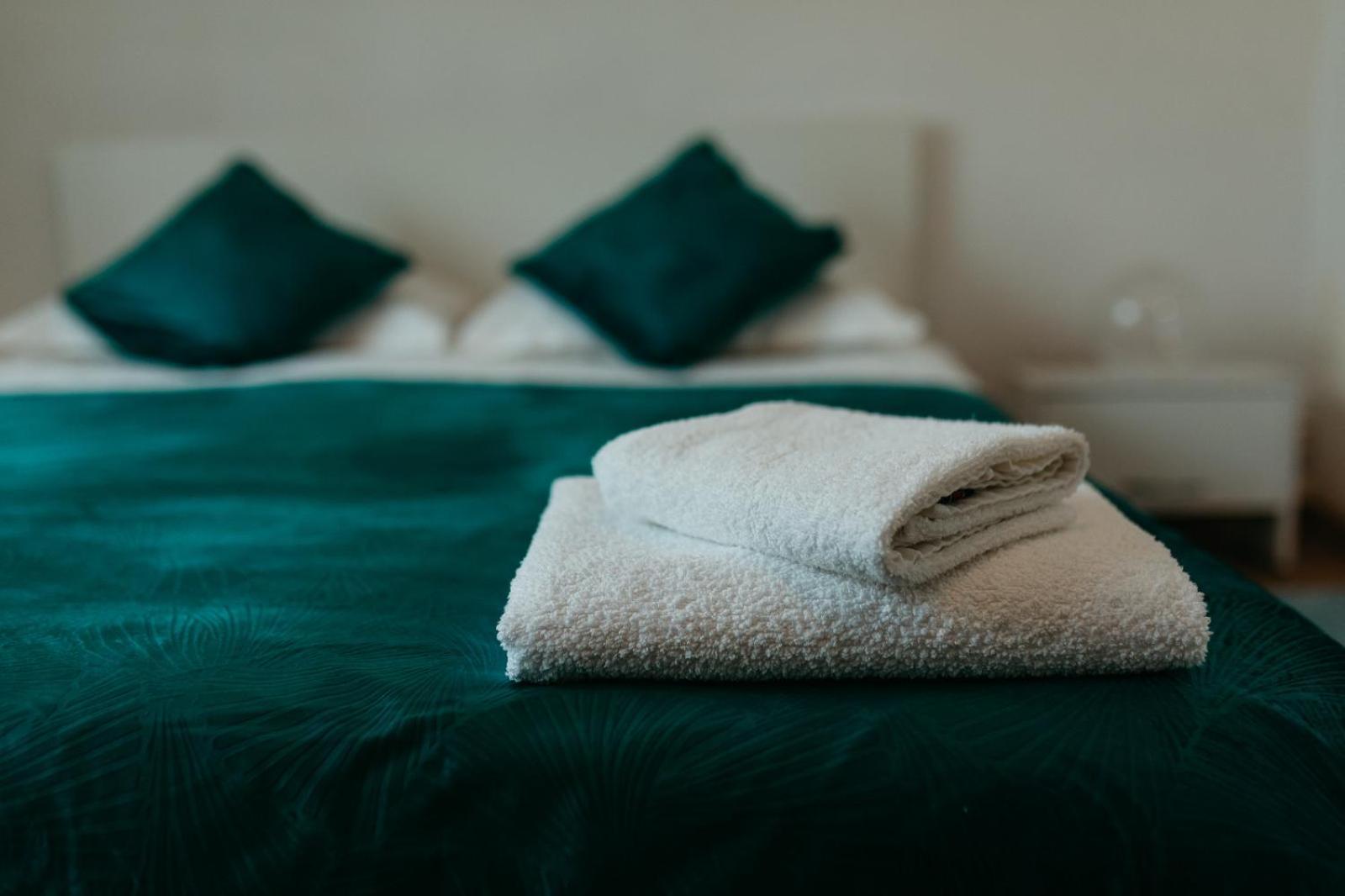 Flh - Apartament Mai Cu Aroma De Cafea Si Ceai Sibiu Esterno foto